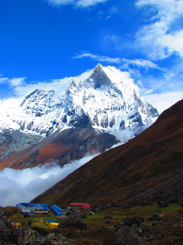 Fotografija razgleda na Macchapucchre in Annapurna Base Camp