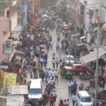 Photo of a crowded street / Fotografija indijskega glavnega mesta, Delhija